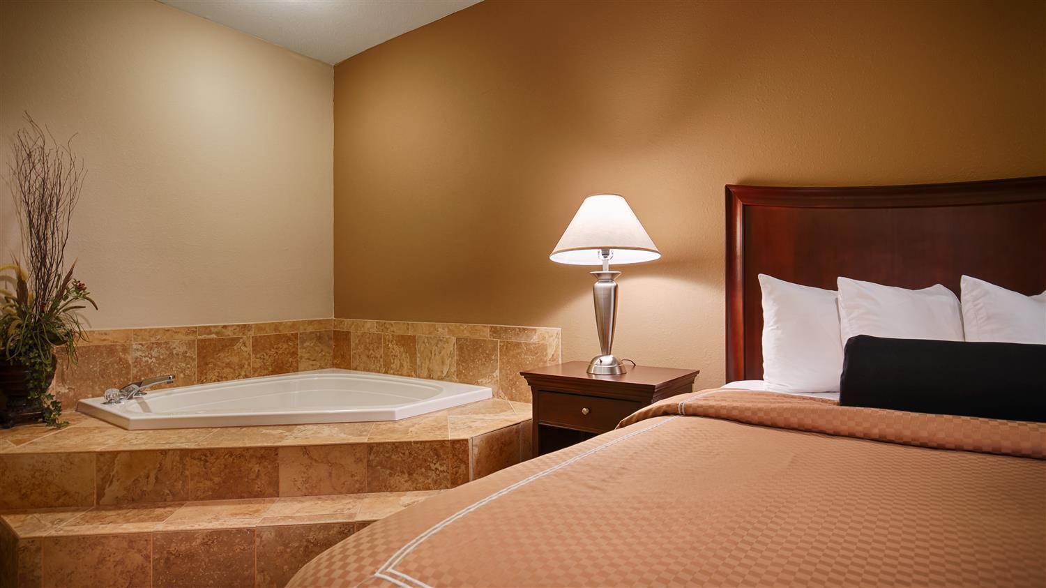Western Daphne Hotel 3*