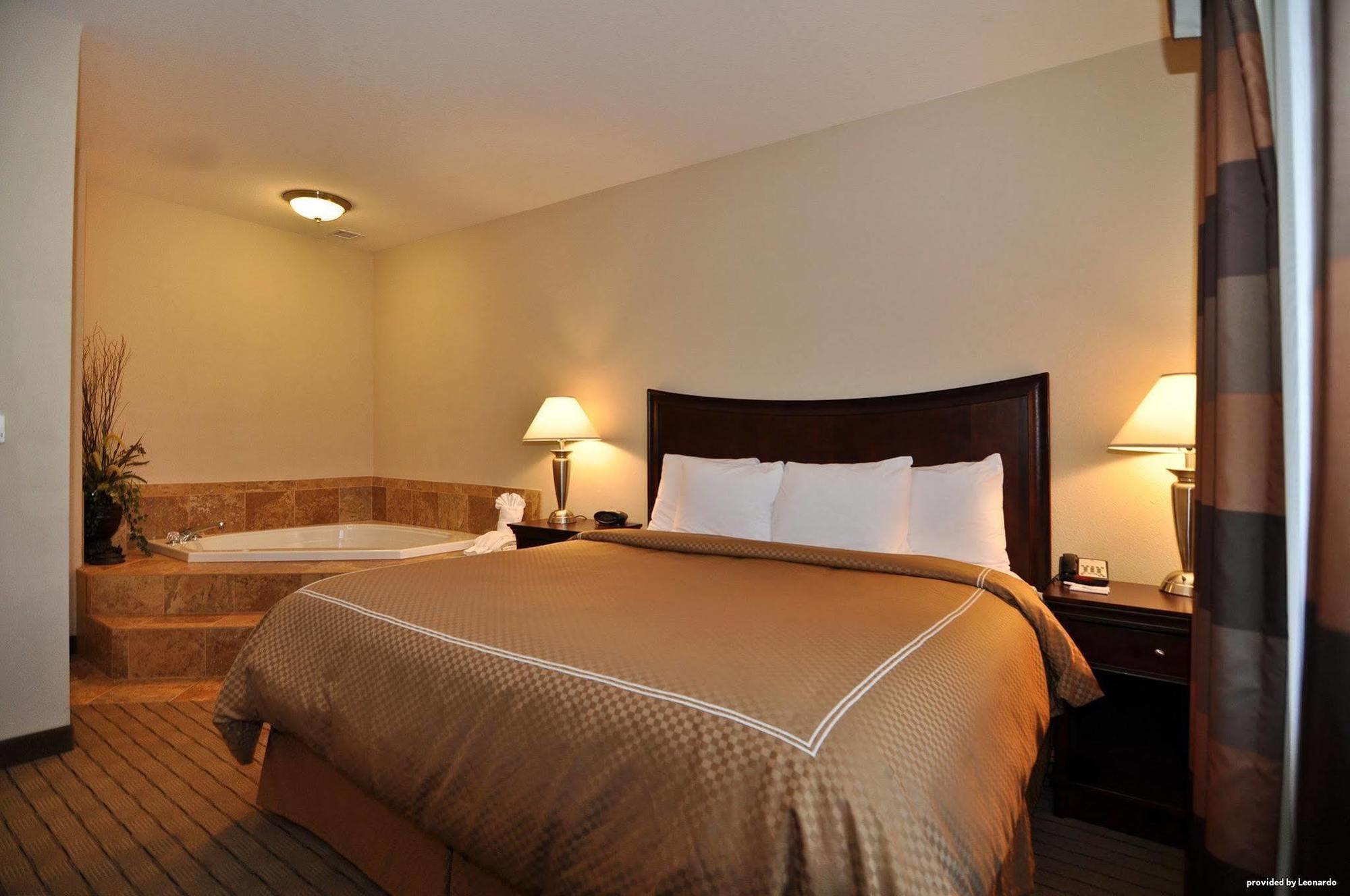 Hotel Western Daphne 3*